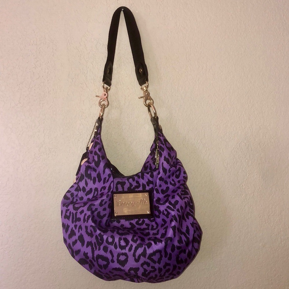 Purple Betseyville bag.